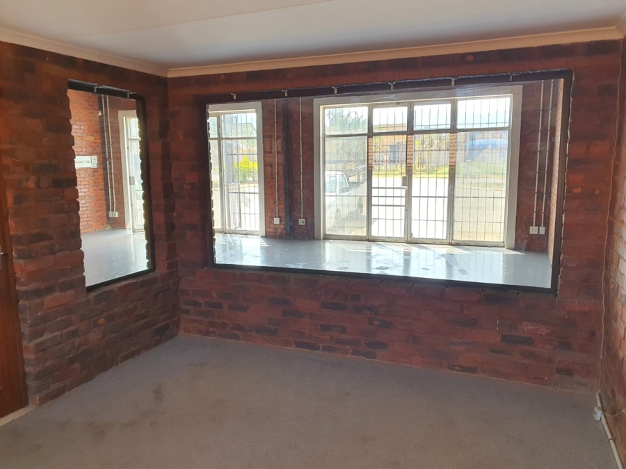 Commercial Property for Sale in Melodie North West